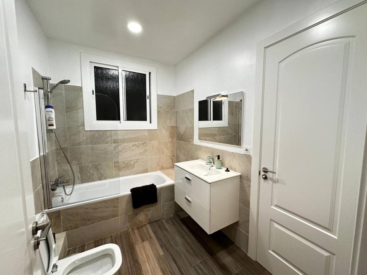 Rooms Nuevo Roger Barcelona Luaran gambar