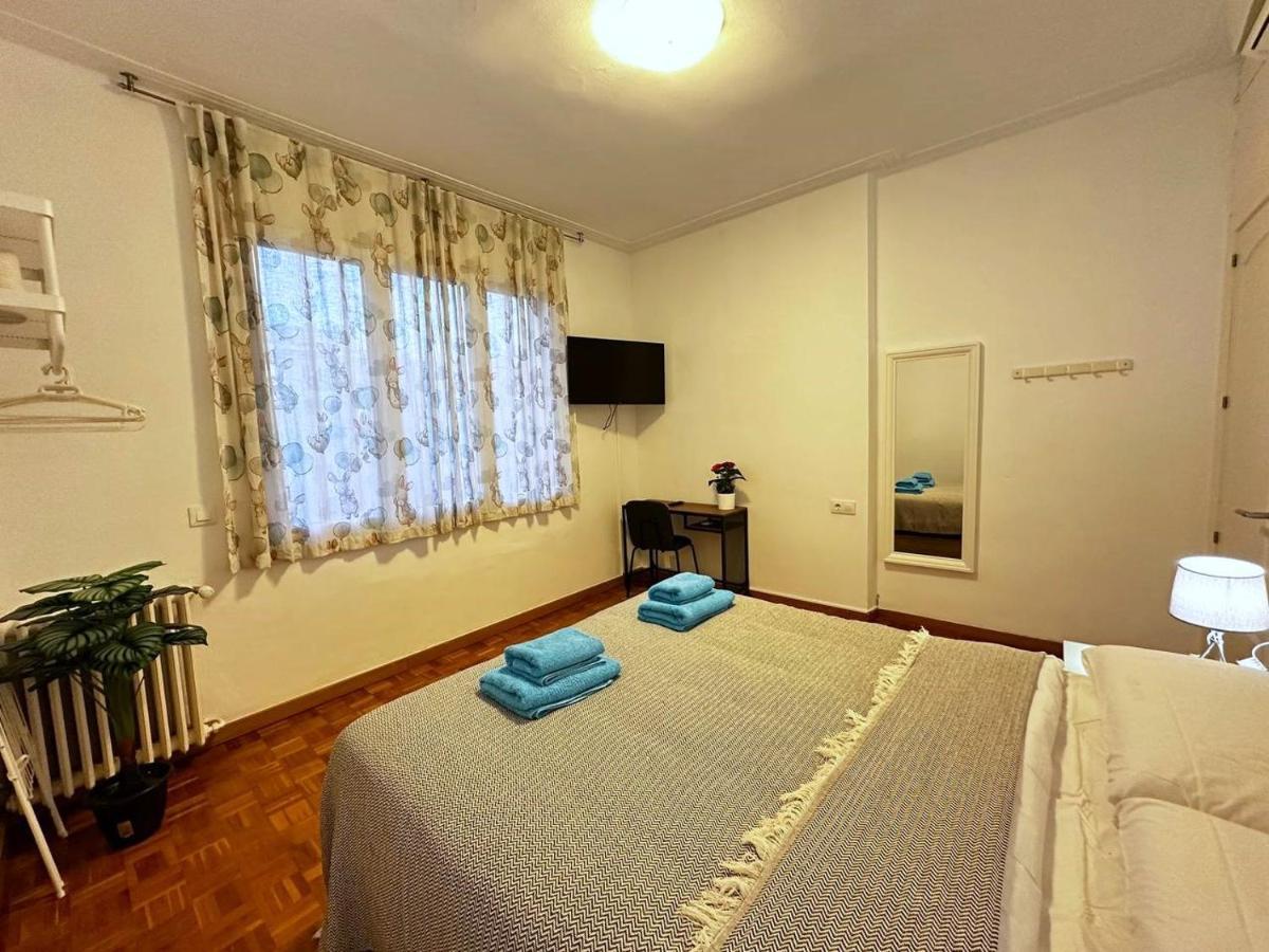 Rooms Nuevo Roger Barcelona Luaran gambar